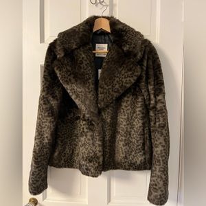 NWT Abercrombie & Fitch Leonard faux fur jacket